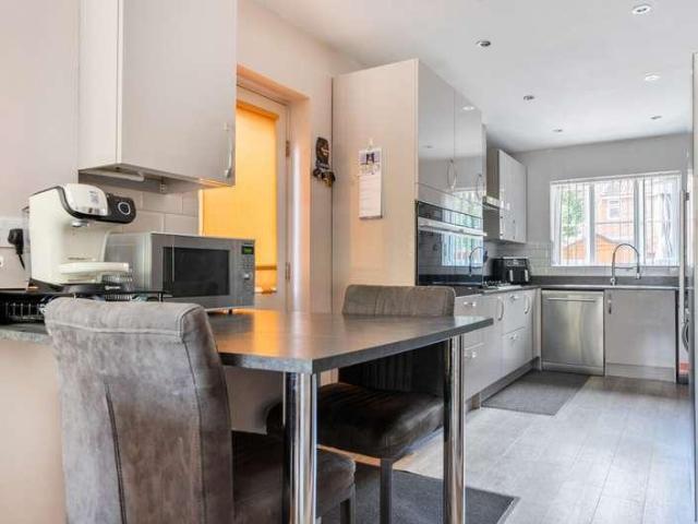 House for sale in Evershot, Oxfordshire