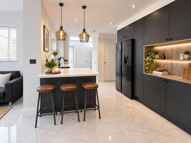 House for sale in Elstree and Borehamwood, Borehamwood