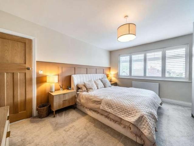 House for sale in Watford Heath, North Watford