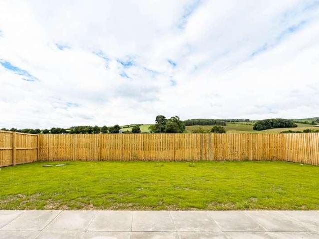 House for sale in Kirkforthar Feus, Scotland