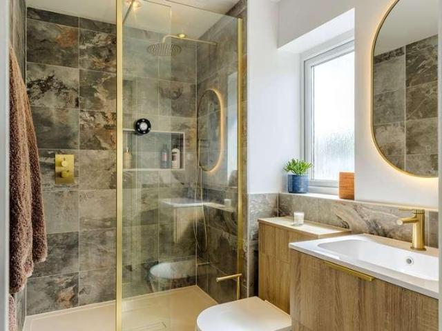 House for sale in Elmfield, Leicestershire
