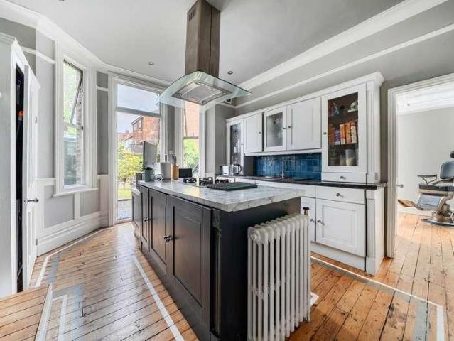 House for sale in London Borough of Lewisham, Greater London
