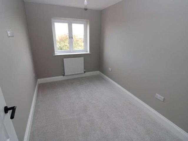House for sale in Darfield, South Yorkshire