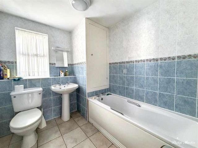 House for sale in Treloan, Gerrans