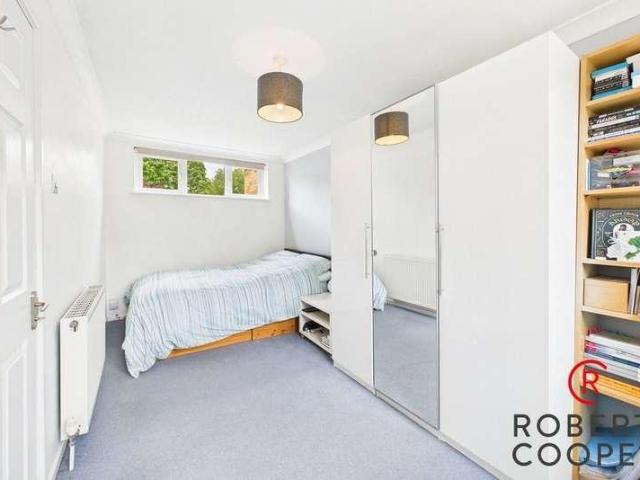 House for sale in Pinner, London Borough of Hillingdon