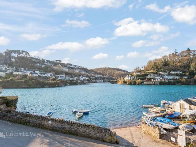 House for sale in Strode, Devon