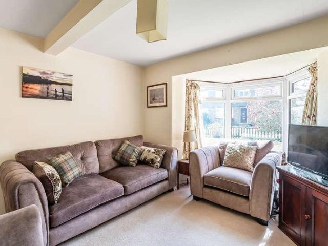 House for sale in The Butts, Kent