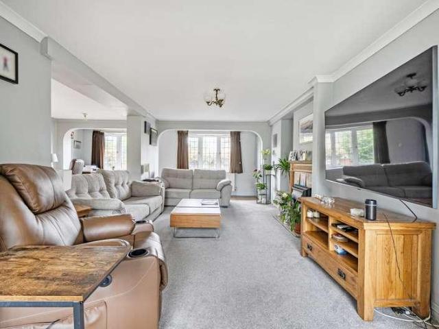 House for sale in Caversham Park, Reading