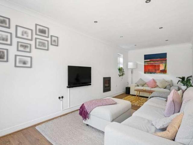 House for sale in Wingrave with Rowsham, Buckinghamshire