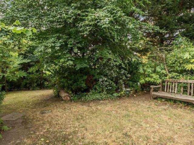 House for sale in Woodside Park, Greater London