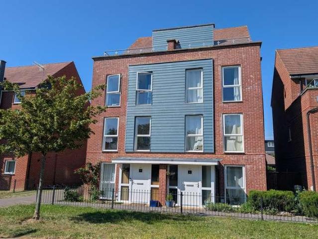 House for sale in Eastleigh, Helford