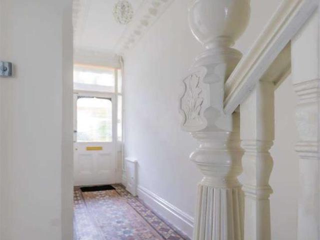 House for sale in Plasnewydd, Falcon Lodge