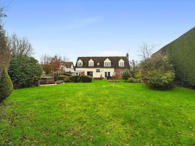House for sale in Bradwell, Chipping Hill