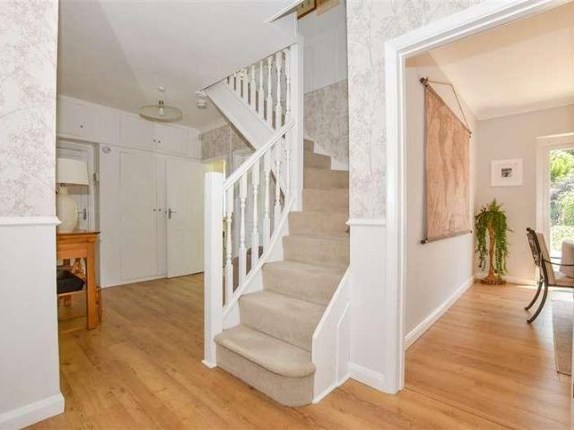 House for sale in The Butts, Kent