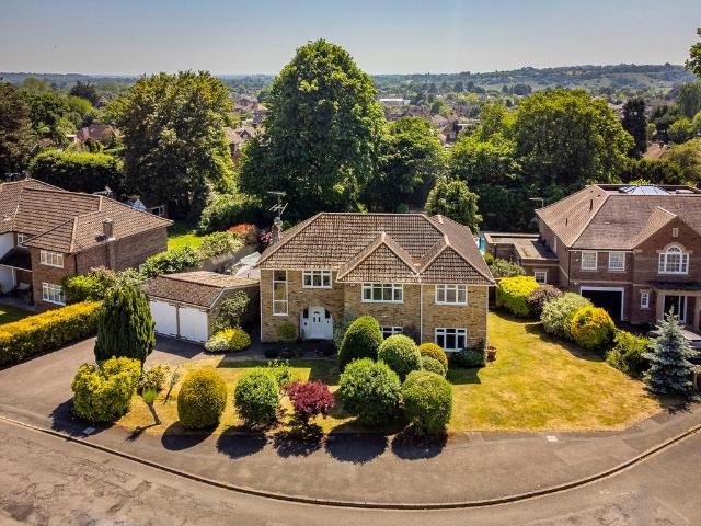 House for sale in Wooburn, Bourne End