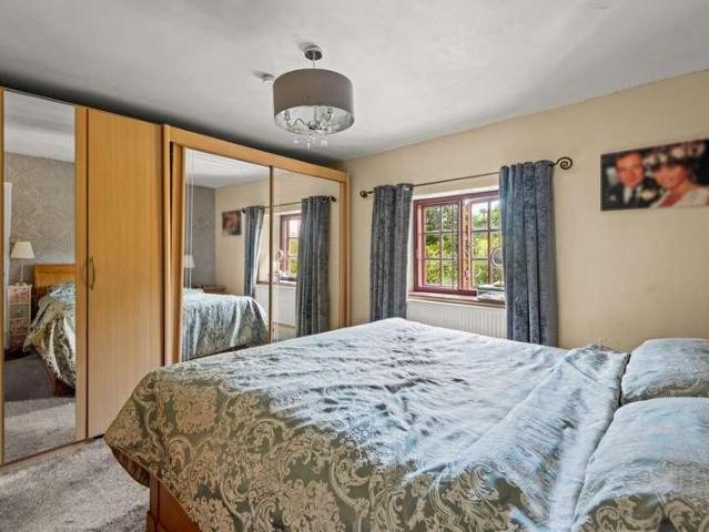 House for sale in Weir Quay, Devon