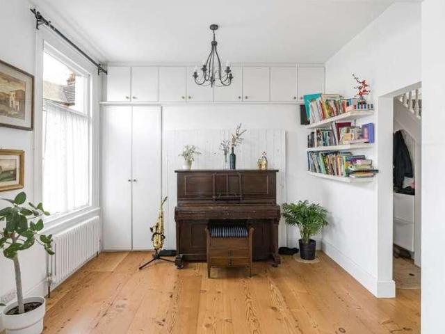 House for sale in London Borough of Harrow, Greater London