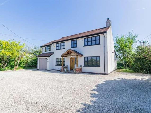 House for sale in Lower Stretton, Warrington
