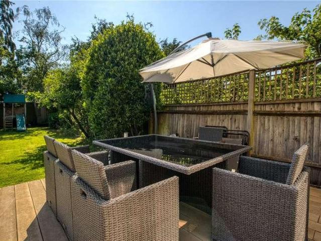 House for sale in Harlesden, Greater London