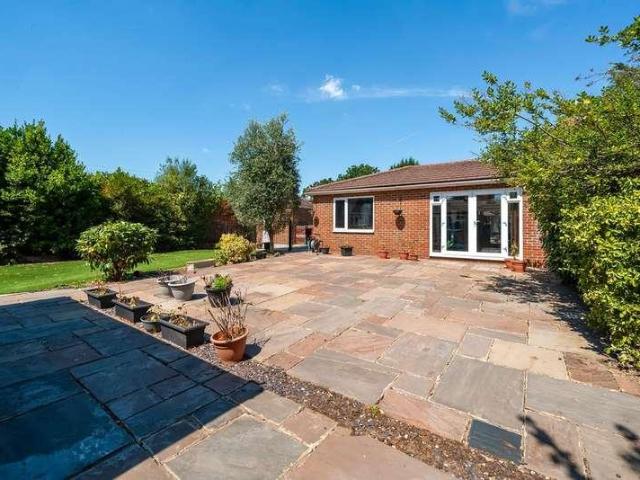 House for sale in Wexham, George Green