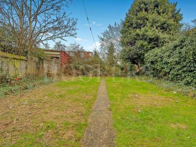House for sale in Dollis Hill, Greater London