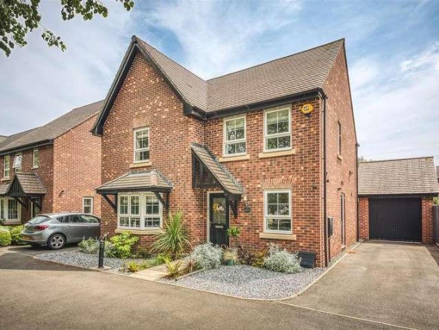 House for sale in Highfields, Egginton