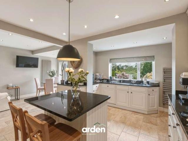 House for sale in Lydiate Ash, Bromsgrove
