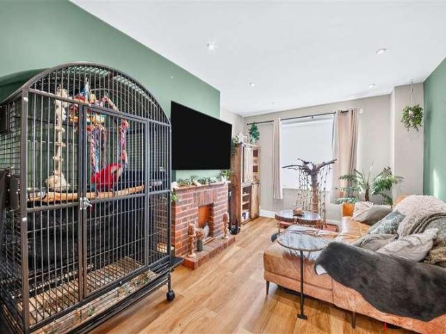House for sale in London Borough of Barking and Dagenham, Greater London