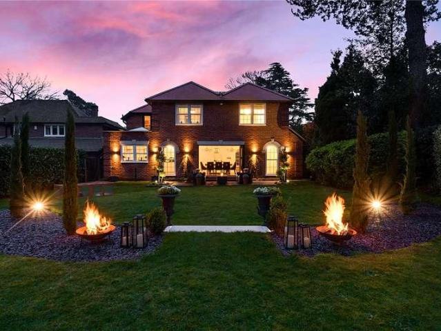 House for sale in Sheerwater, Woking
