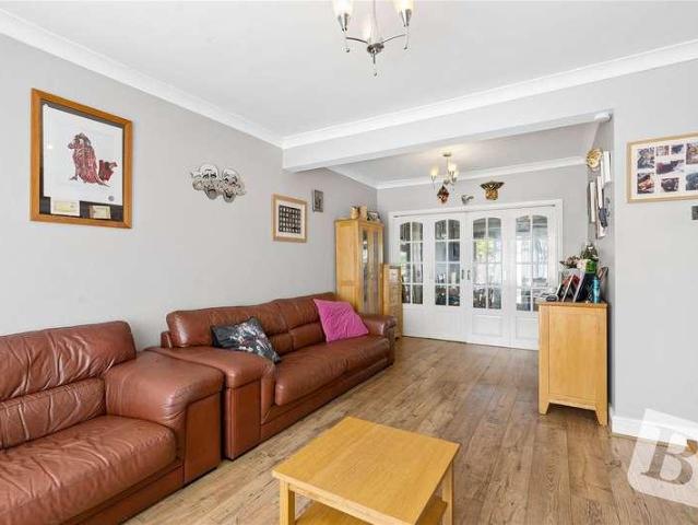 House for sale in Hornchurch, Greater London
