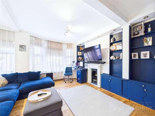 House for sale in Croydon, Broad Green