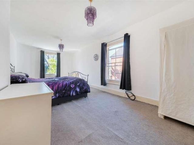 House for sale in De Parys, Bedford