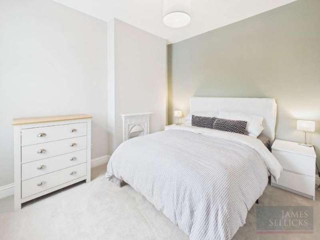 House for sale in Stanford On Avon, Leicestershire