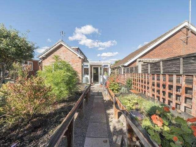 House for sale in Sandpits