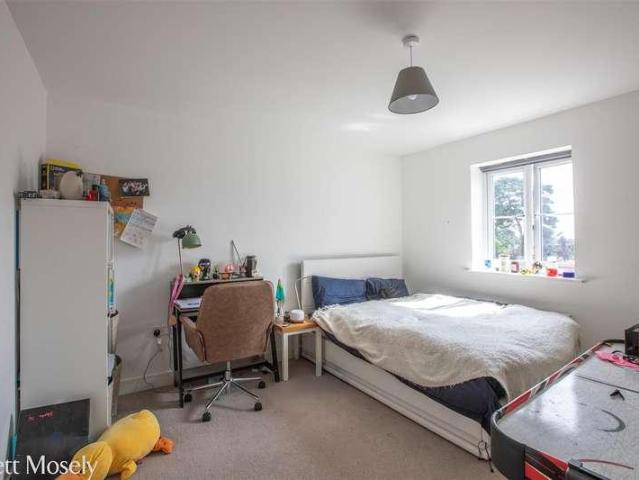 House for sale in The Butts, Kent