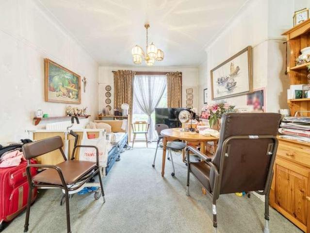 House for sale in London Borough of Ealing, Greater London