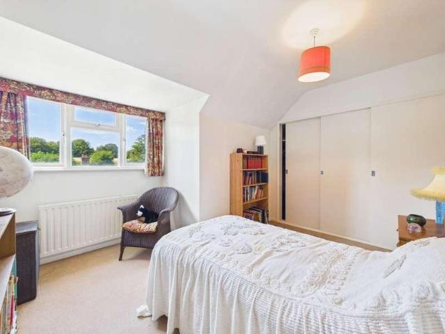 House for sale in Nepcote, Clapham