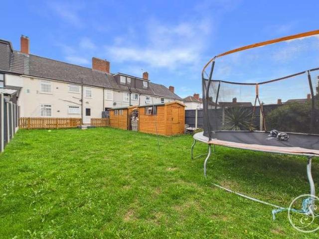 House for sale in Whitkirk, Colton