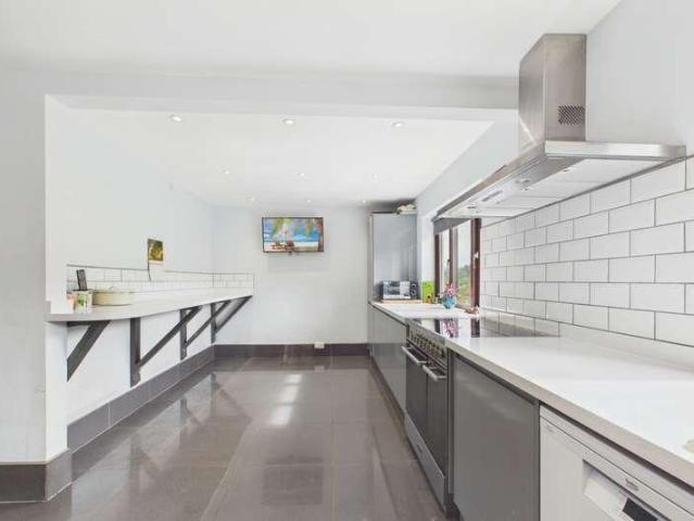 House for sale in Ganarew