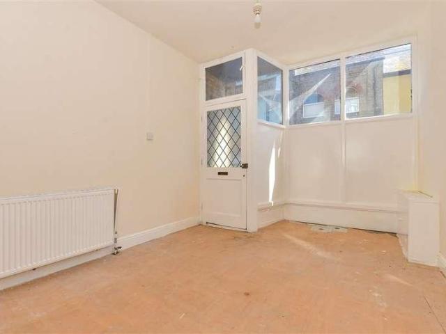 House for sale in Clarendon, Ash