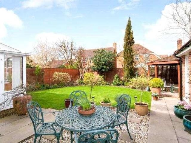 House for sale in Barton Stacey, Hampshire