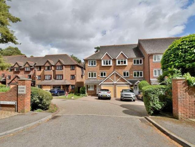 House for sale in Dudsbury, Ferndown
