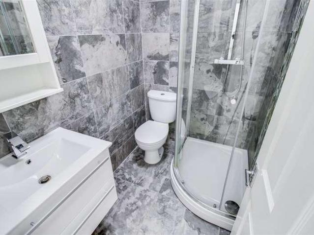 House for sale in Gawthorpe, West Yorkshire