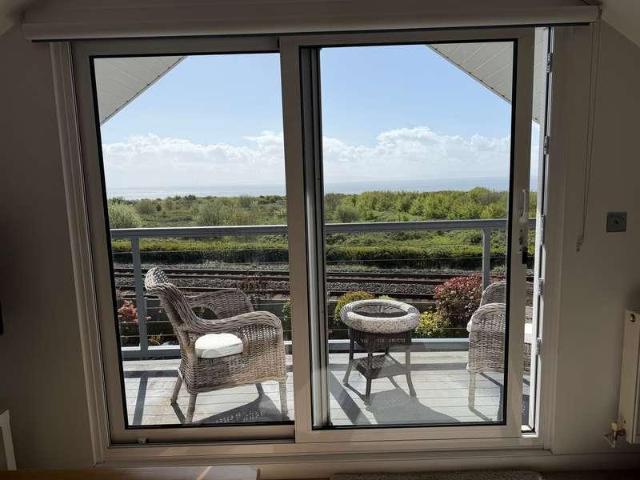 House for sale in Rhoose, Wales