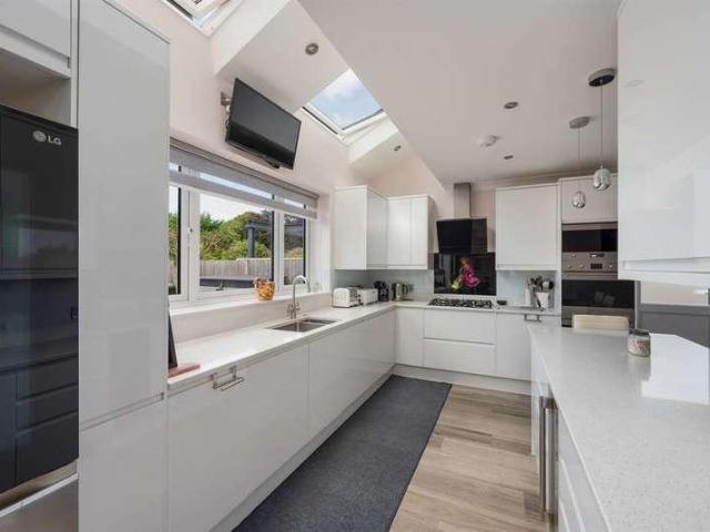 House for sale in Beltinge, The Bridge