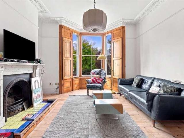 House for sale in Victoria Park Village, Greater London