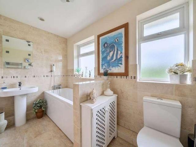 House for sale in Holcombe Burnell, Teignbridge