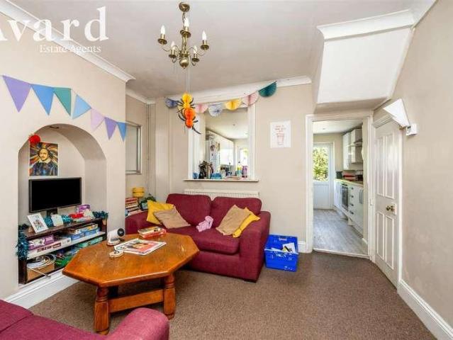 House for sale in Round Hill, Brighton & Hove