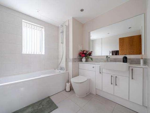 House for sale in Thatcham, West Berkshire
