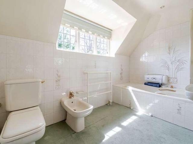 House for sale in Stoke D'Abernon, Blackhills
